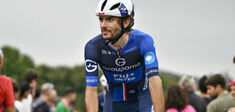 Qu’est-ce qui nous fait courir ? Le champion cycliste et philosophe Guillaume Martin-Guyonnet a lu “La Raison  du sport” de Jean-Luc Marion