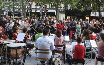 “Homo festivus”… et fière de l’être !