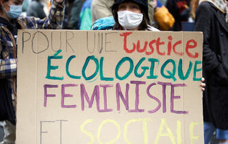 De Françoise d’Eaubonne à Sandrine Rousseau : le pari de l’écoféminisme