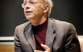 Peter Singer. “Tous les êtres sensibles ont les mêmes droits”