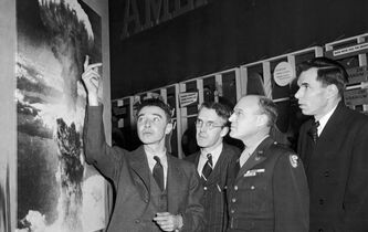 Les philosophes face à la bombe d’Oppenheimer