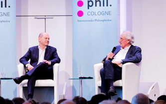 Olaf Scholz-Axel Honneth : un chancelier et un philosophe au travail