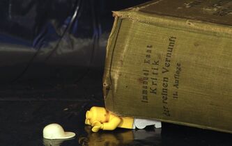 Une dispute philosophique sur Kant ponctuée par des coups de feu