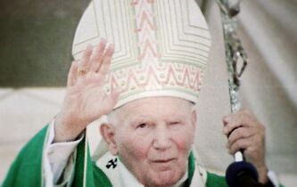 Le Pape et la philosophe: un amour pour... le ciel des idées