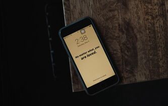 Sonia Livingstone : “Internet peut changer les conditions de l’amour mais pas sa nature”