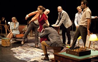 Les Possédés s’emparent de “Platonov”: que reste-t-il du monde désenchanté?