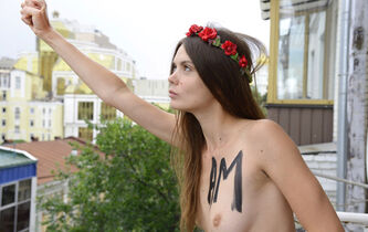 “Je suis Femen”: sur les pas d’Oksana Chatchko