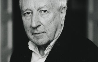 Mort du poète suédois Tomas Tranströmer