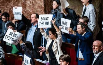 Motion de censure : vers une union populaire contre le “bloc bourgeois” ? 
