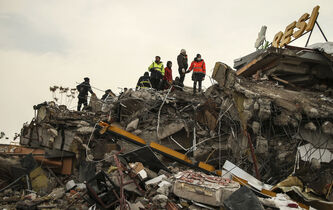Quand les tremblements de terre font (aussi) bouger la pensée