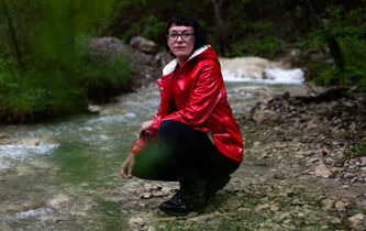 Corinne Morel Darleux : “Le mythe de Sisyphe nous apprend qu’il y a une forme de sagesse à tirer de nos défaites”