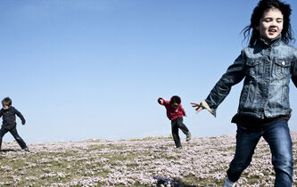 Daniel Cook : “Les ‘Childhood Studies’ incitent à mettre les enfants au centre, et à leur donner un certain pouvoir”