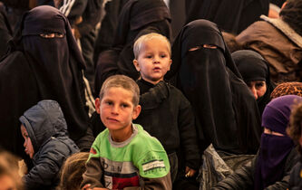 Farhad Khosrokhavar : “Il faut intégralement rééduquer les enfants de djihadistes rapatriés de Syrie”