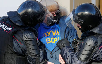 Vu de Moscou : “Les pro-guerre et les anti-guerre sont complètement désorientés”