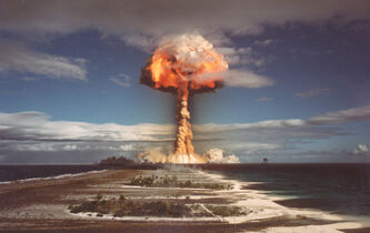 Et si l’on envoyait une bombe atomique sur le paradis terrestre ?