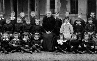 Éducation nationale recherche professeurs désespérément