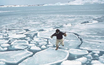 Bilan de #MeToo, pleine conscience en entreprise, enracinement inuit : l’actualité des idées du vendredi 4 juin