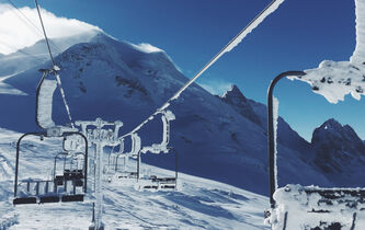 Jean Baudrillard dans l’enfer des stations de ski