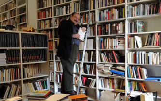 La bibliothèque d’Umberto Eco cédée à l’État italien